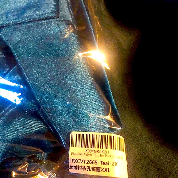 Classic Teal Velvet Button Down Shirt for Effortless Style - Picture 6 of 7